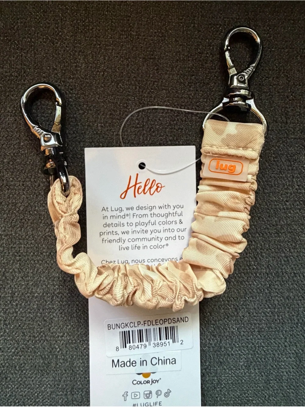Lug Bungee Key Clip Keychain – Faded Leopard Sand (Tan Beige Cream)